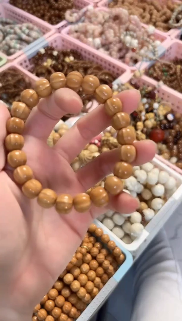 菩提根/象牙果手串猴头鲨鱼背 11mm 全品