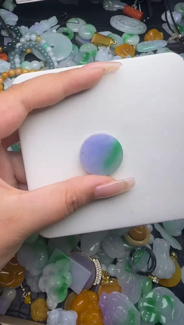 翡翠未镶嵌颈饰天然缅甸翡翠吊坠