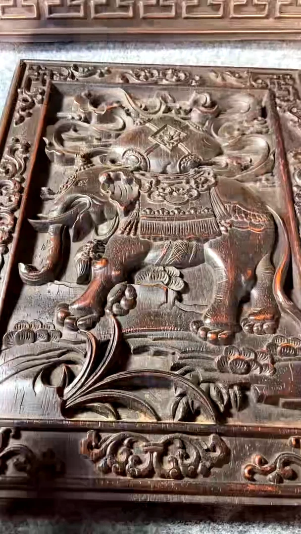 【闪购商品】木A708紫檀雕刻一物一拍直播间为准