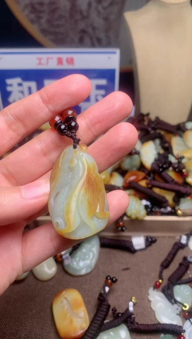 【闪购商品】和田玉颈饰未镶嵌1