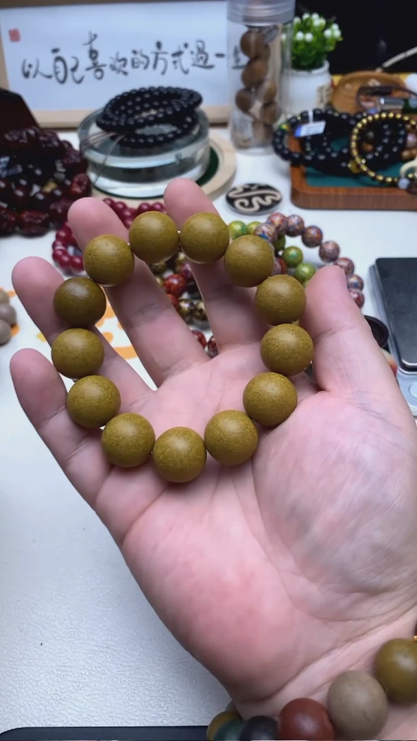 泥塑春月蝴蝶1.8好好好好好好