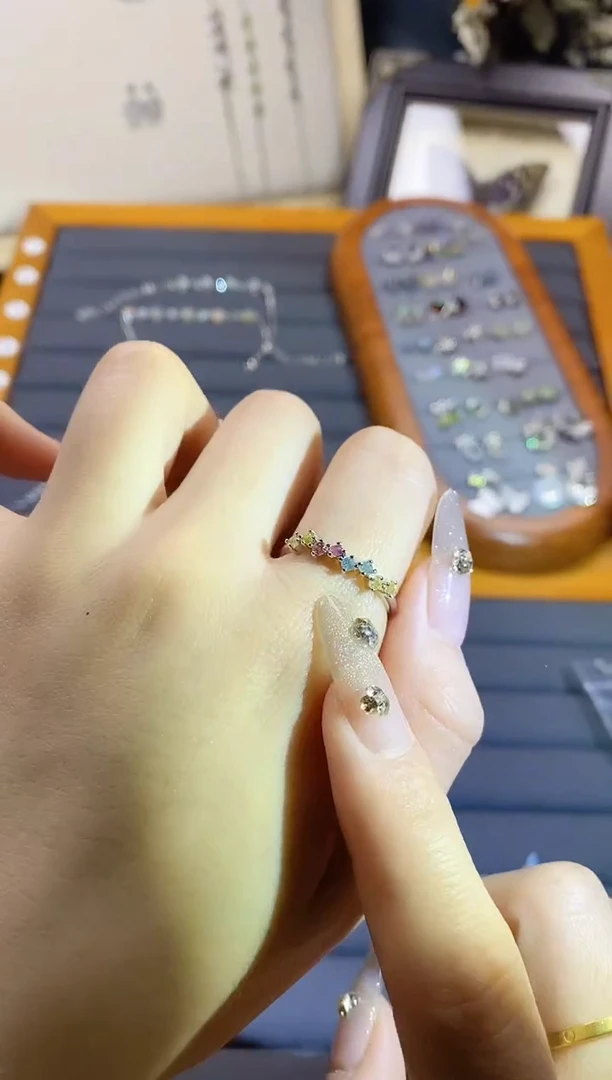 【闪购商品】水晶手链银S925镶嵌A15