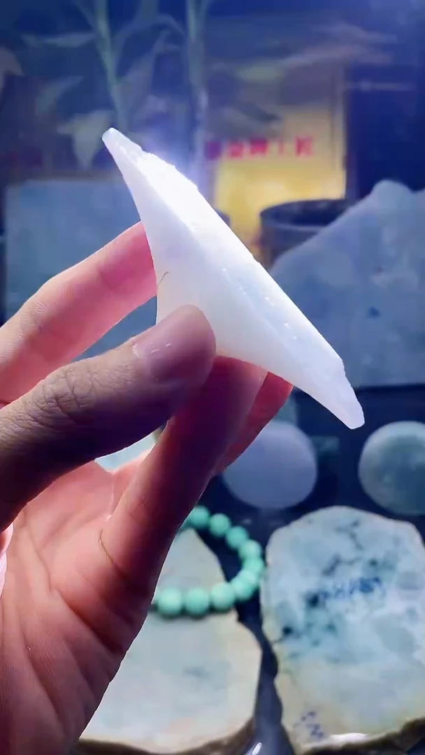 颈饰未镶嵌翡翠小雨201