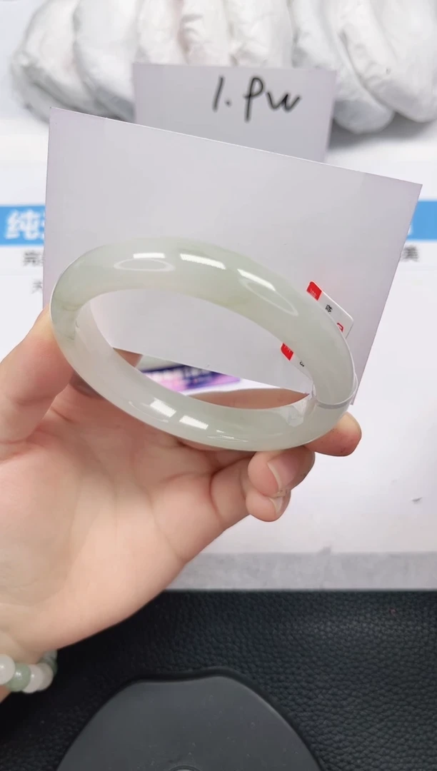 未镶嵌手镯石英岩玉88-60/61