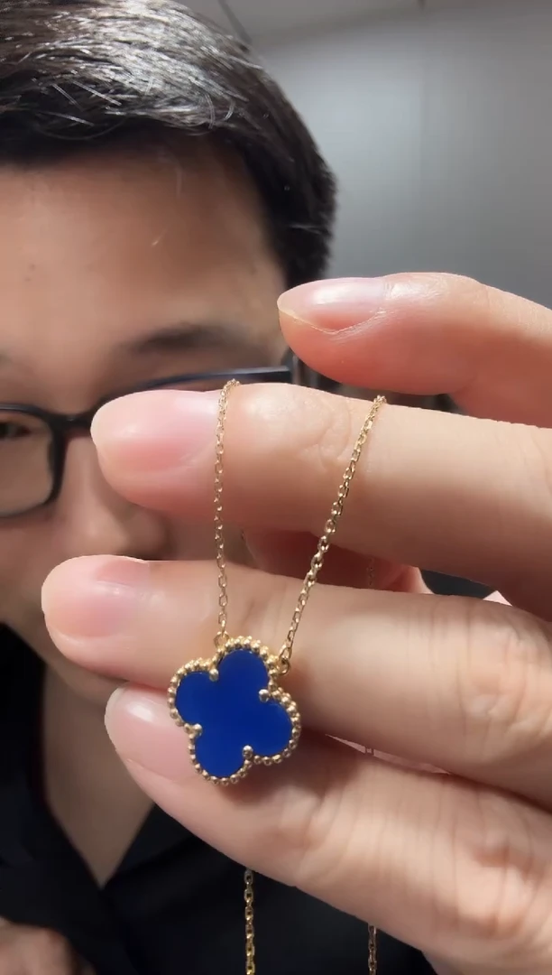 18K金镶嵌项链玛瑙/玉髓蓝色单花项链GHJ