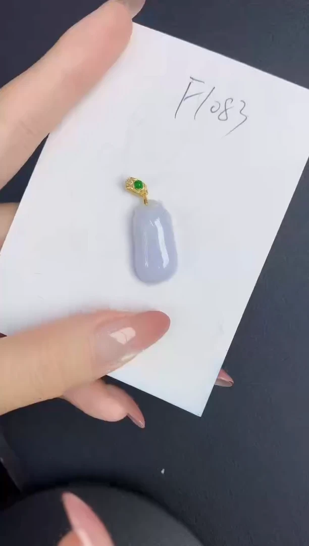 翡翠未镶嵌颈饰缅甸天然翡翠A货