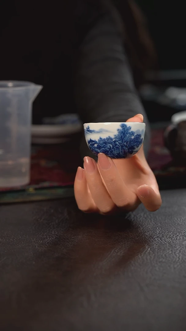 厚力煊期云山水小缸杯 随机
