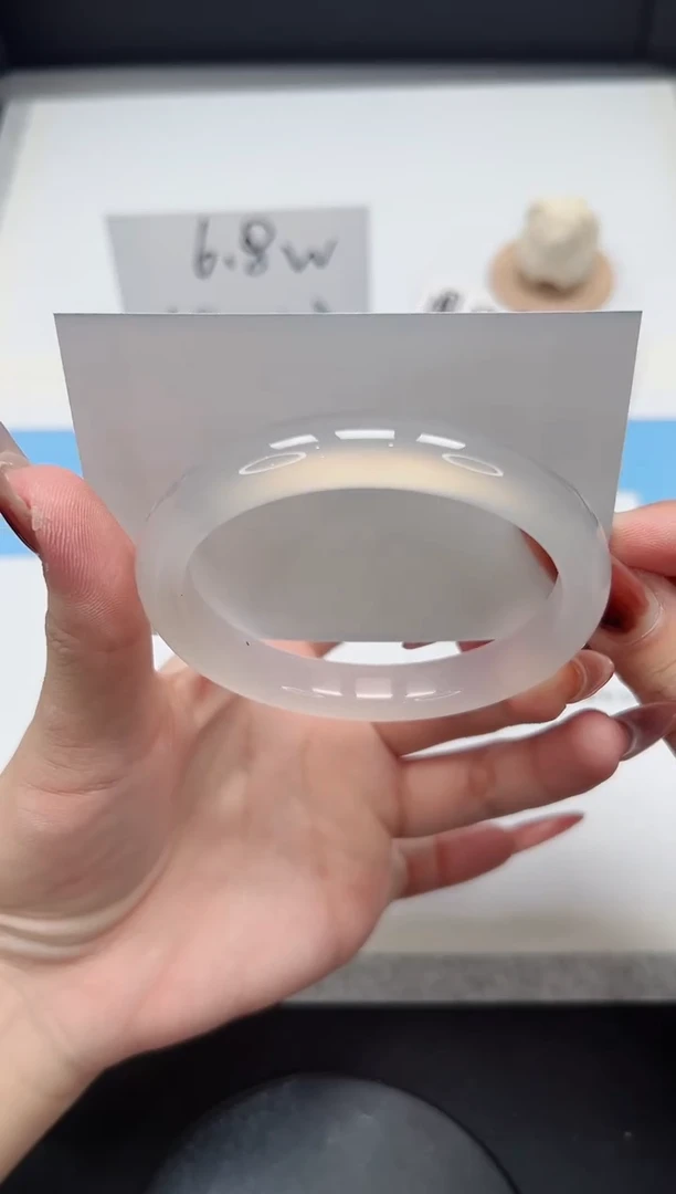 【闪购商品】玛瑙/玉髓手镯未镶嵌180/60.4荔枝