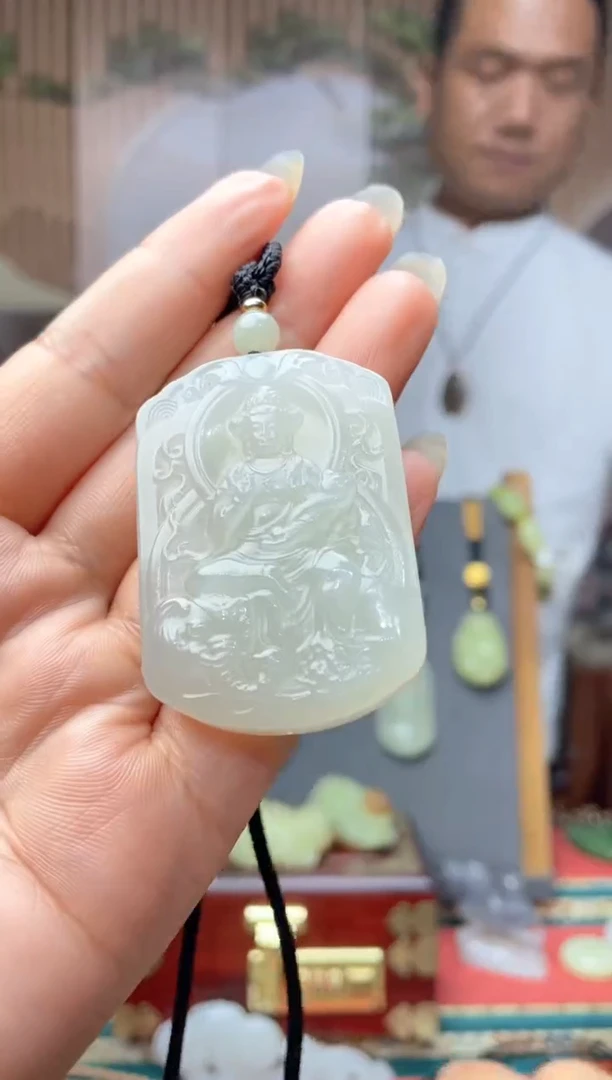 和田玉未镶嵌颈饰拍一发一