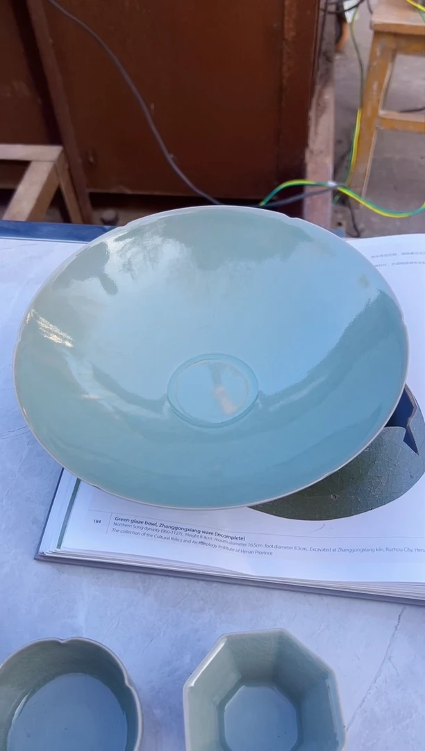 其他瓷不*笑张公巷柴烧汝瓷青绿釉压力山大碗