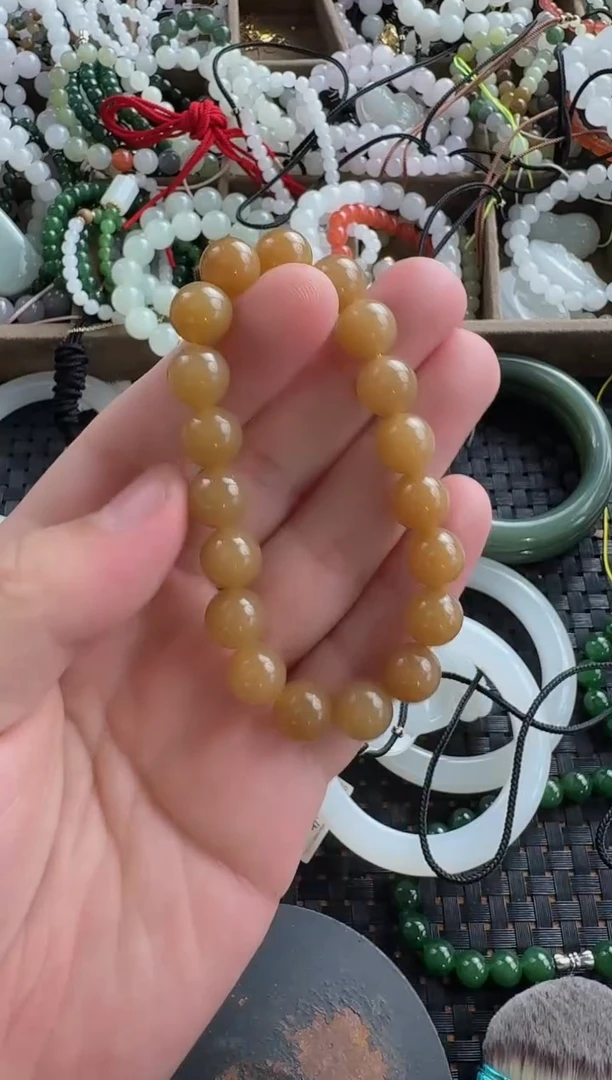 和田玉未镶嵌颈饰10mm糖玉手串
