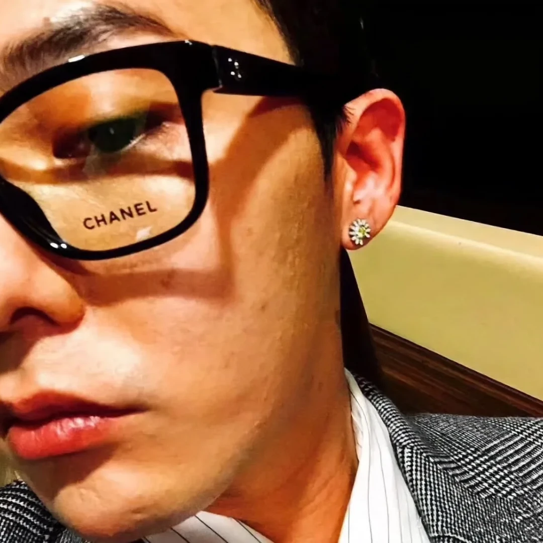 全新未使用 Chanel/香奈儿 小花6欢 方框小logo眼镜CH3392权志龙