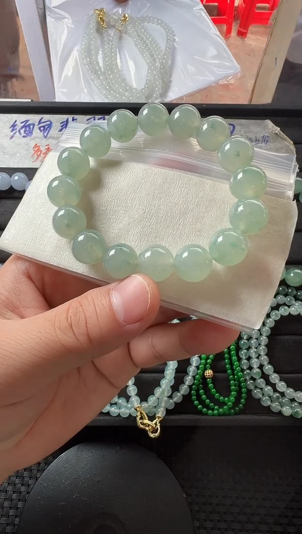 定制翡翠未镶嵌缅甸天然翡翠A货