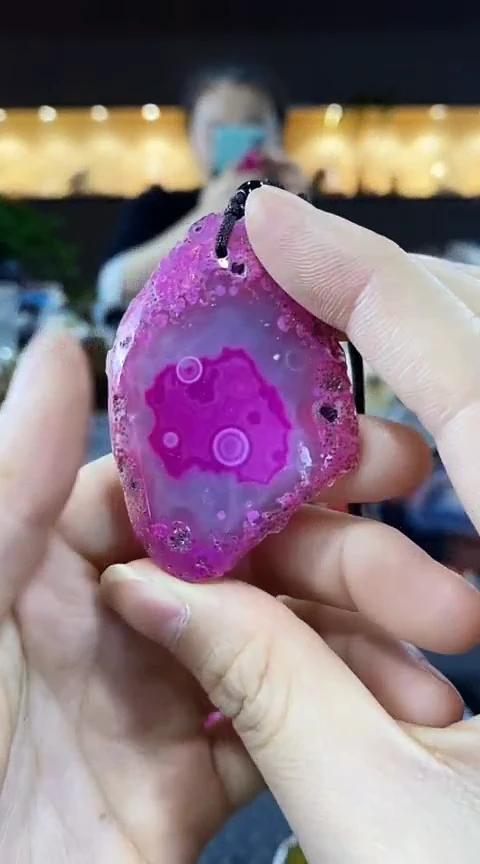 未镶嵌颈饰玛瑙/玉髓嘎*措玛瑙