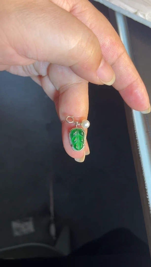 吊坠(不含链)银S925镶嵌翡翠1