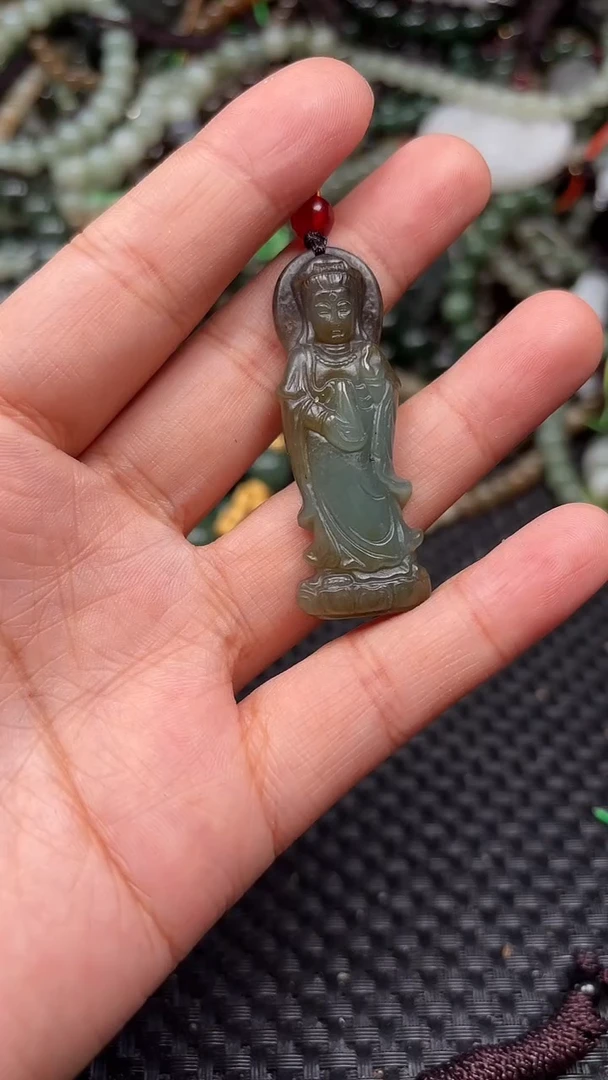 和田玉未镶嵌颈饰1