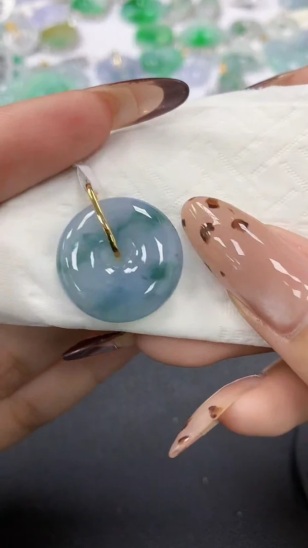 颈饰18K金镶嵌翡翠a货假一赔三支持复检百元上9元证书费自理