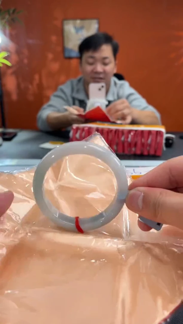 未镶嵌手镯翡翠1 56