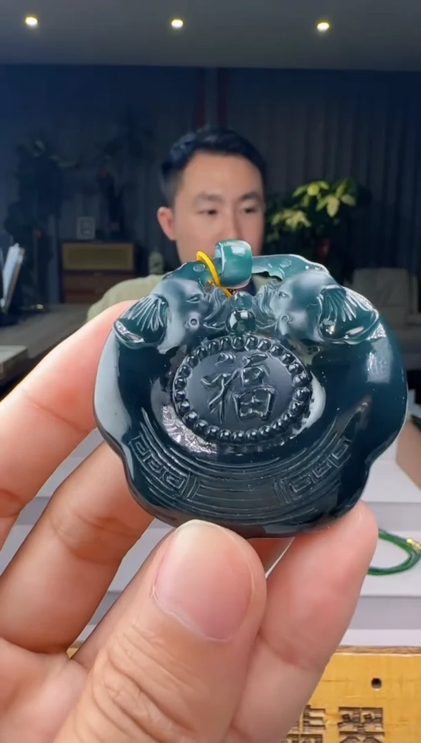 翡翠未镶嵌颈饰XM@@WS50424067