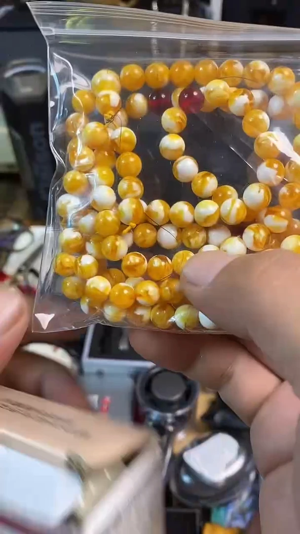 瓷片闪购商品，如图所示