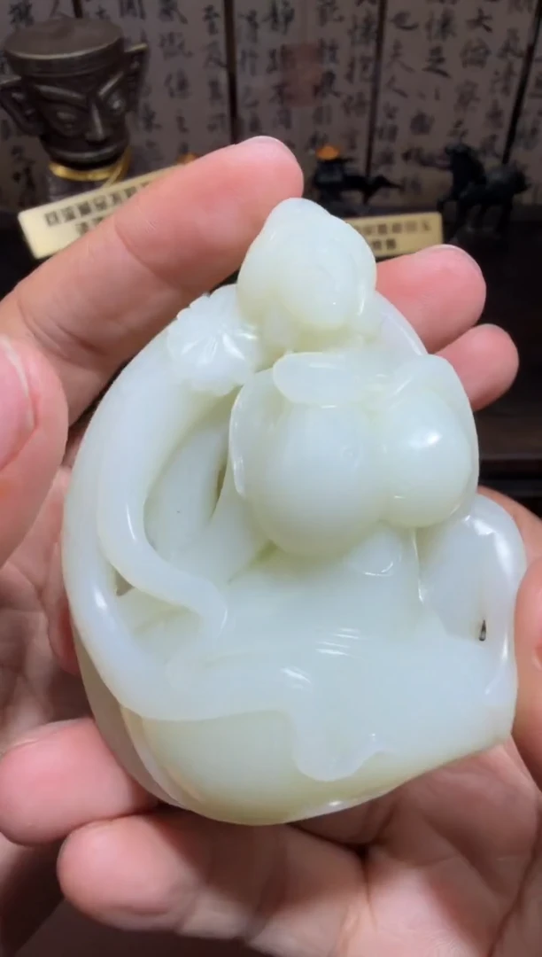 未镶嵌和田玉挂件和田玉