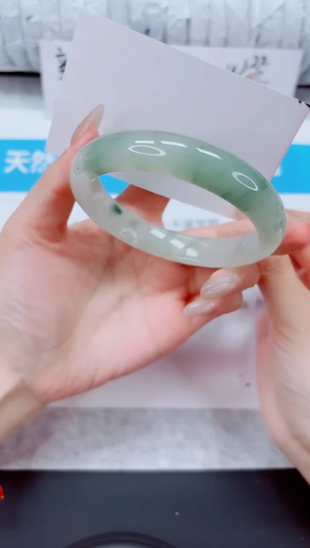 未镶嵌手镯石英质玉164-60