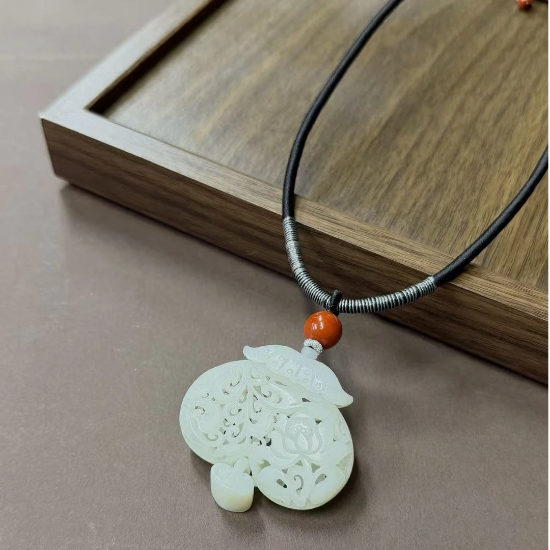 二店  清莲如意佩   和田玉香囊设计项链
