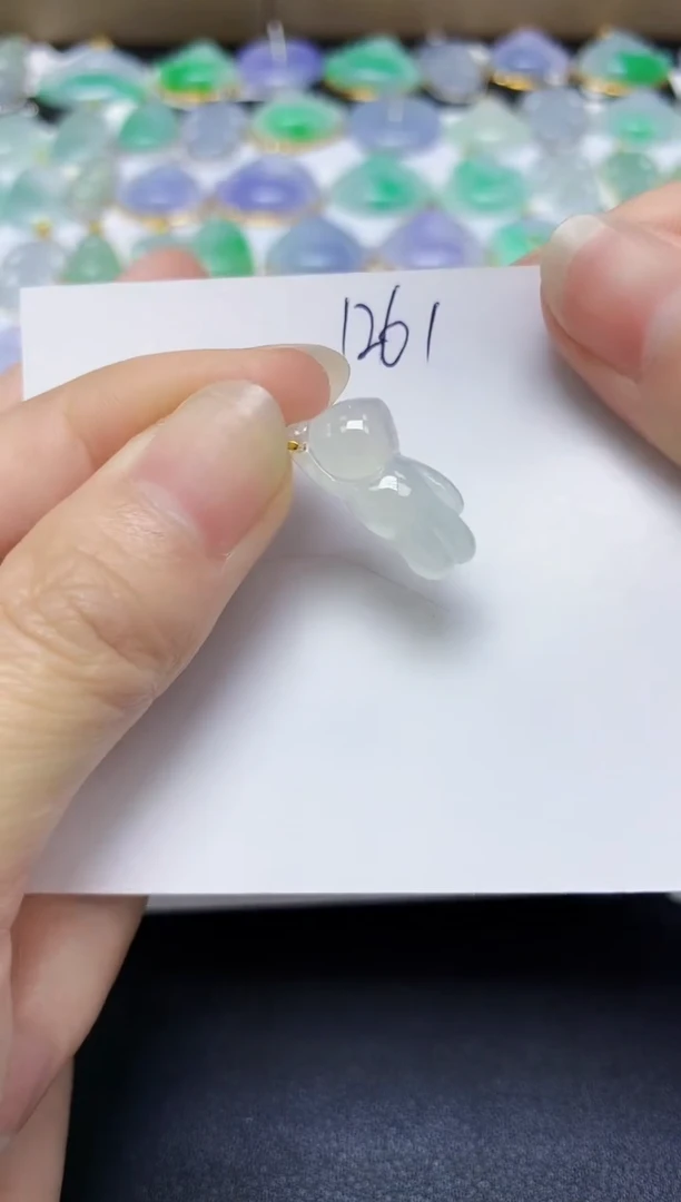 翡翠未镶嵌颈饰 天然缅甸翡翠A货