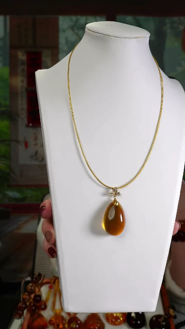 【闪购商品】琥珀颈饰未镶嵌福利