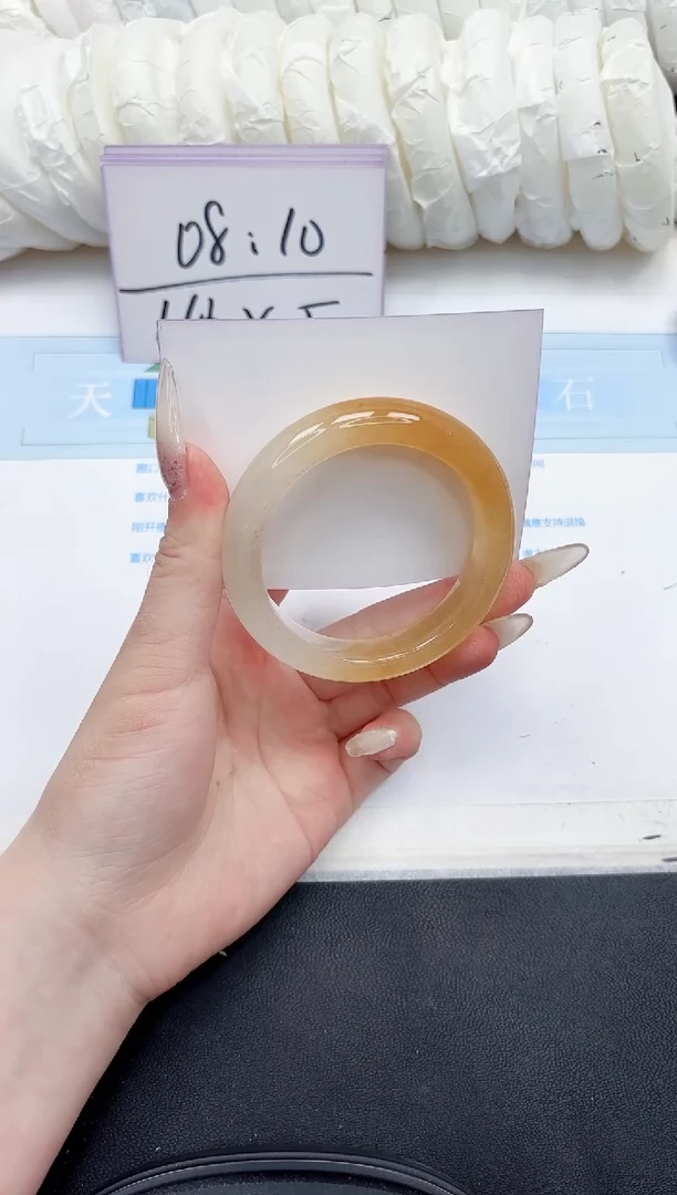 未镶嵌手镯石英质玉272-54