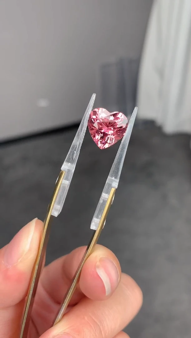 【闪购商品】碧玺裸石未镶嵌5.9ct碧玺