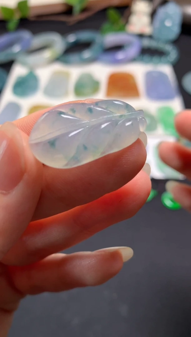 定制翡翠未镶嵌0214258467