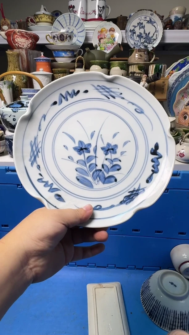 中古瓷器，默认微瑕-031，漂亮的盘子，内绘手绘带底款