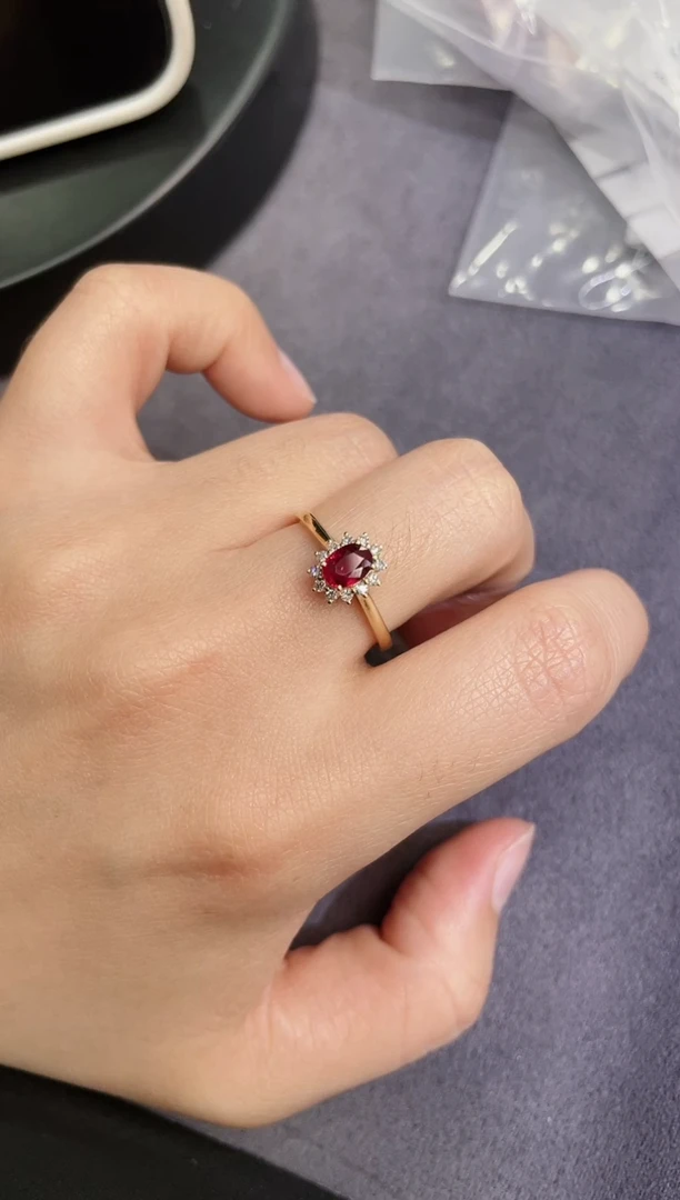 【闪购商品】红宝石戒指18K金镶嵌0.63ct/无烧鸽血红