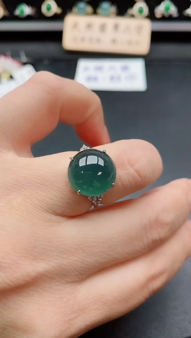 银S925镶嵌戒指翡翠1