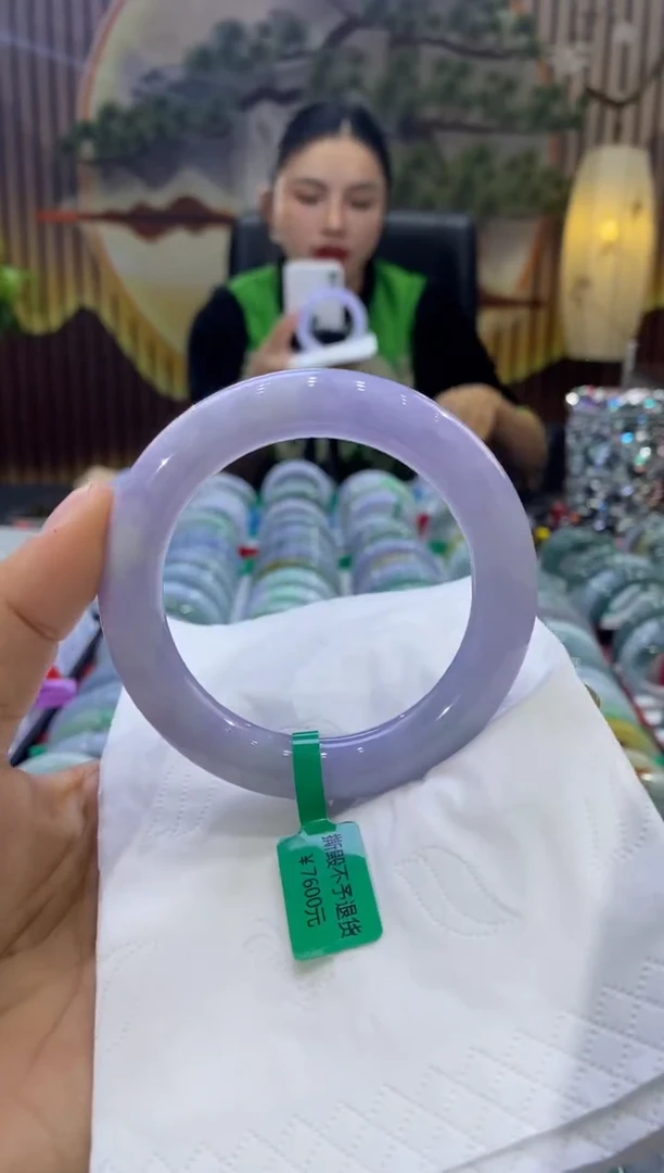 【闪购商品】翡翠手镯未镶嵌多人05767