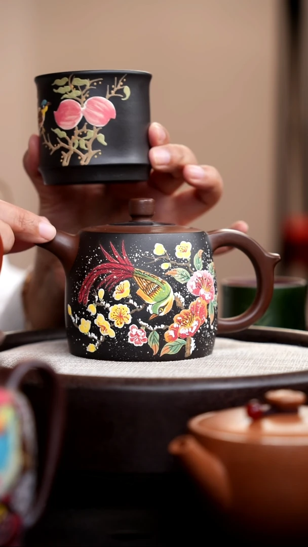 茶壶紫砂黑色粉浆井栏泥绘雪景+杯