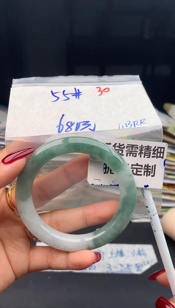 【闪购商品】定制翡翠未镶嵌30毛货需精细抛光多样性1件680元