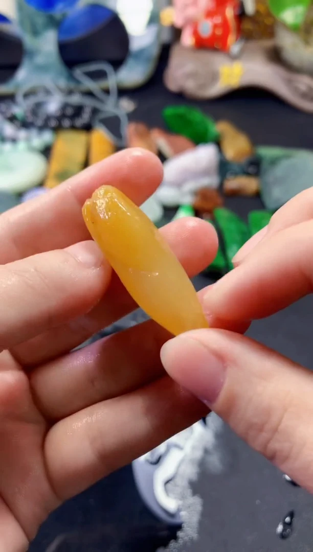 翡翠未镶嵌颈饰012天然翡翠