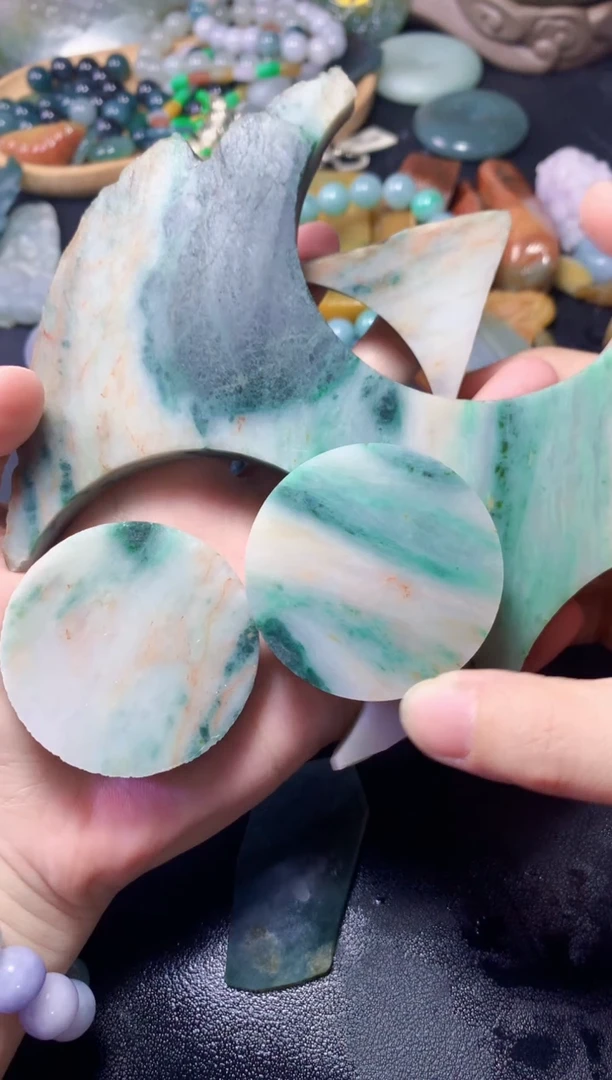 翡翠未镶嵌颈饰云**轻117天然翡翠