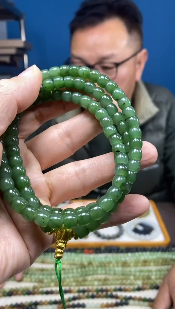 颈饰未镶嵌和田玉颜色多样性发货拍一发一