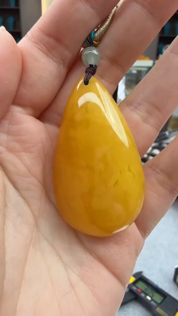 琥珀颈饰未镶嵌469秒拍号 假一罚三