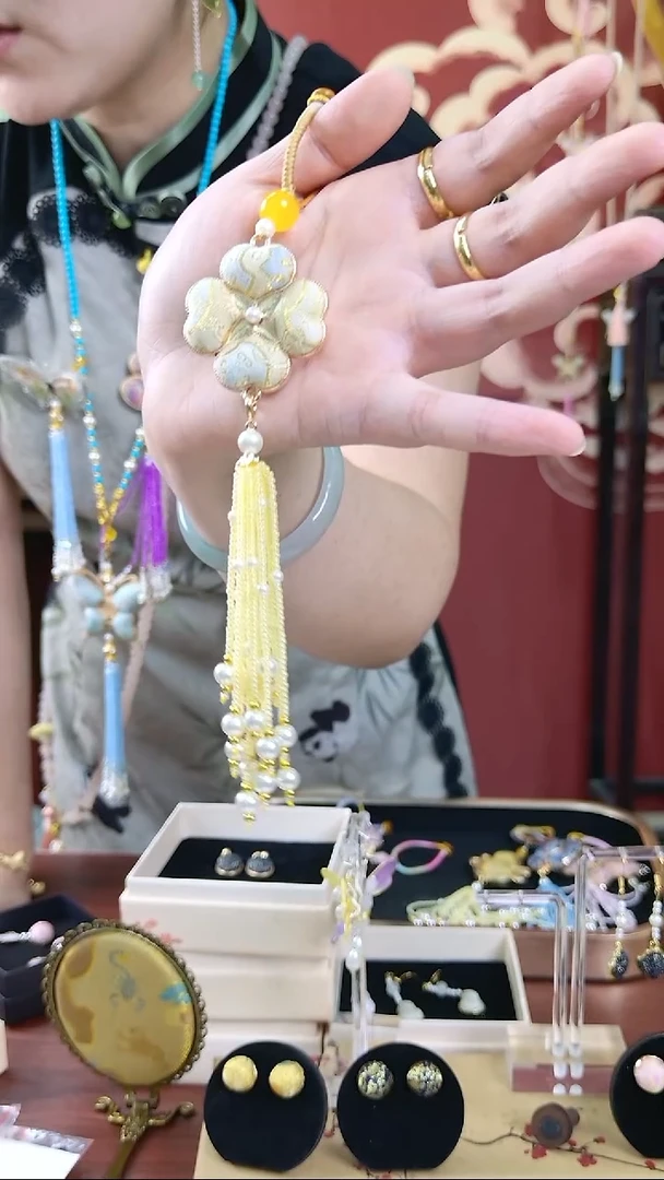 刺绣非遗绒花发簪