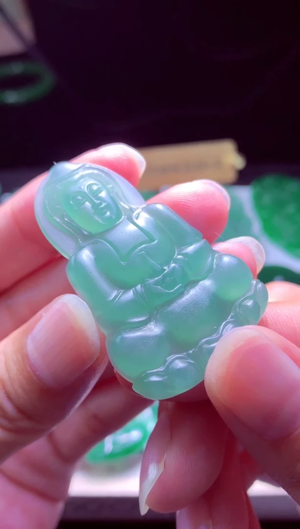 未镶嵌定制翡翠用****2天然缅甸翡翠A货毛货多样性发货其一