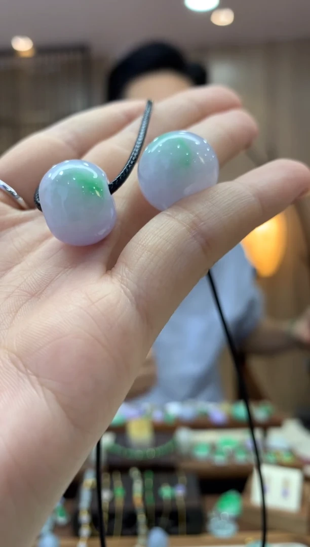 翡翠未镶嵌吊坠(不含链)路路通多样性发货1件