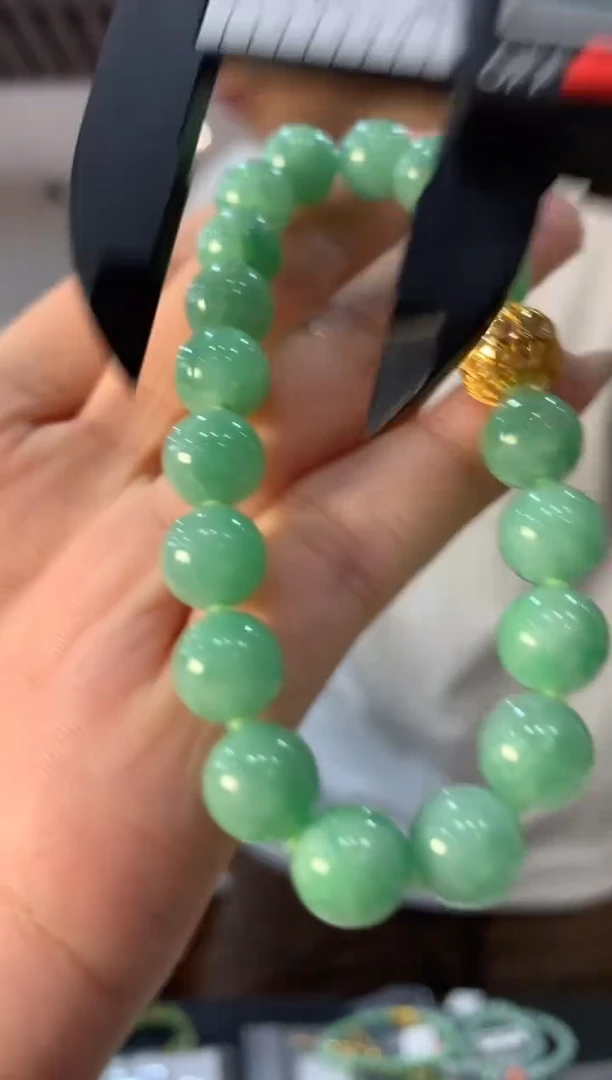 未镶嵌手串翡翠手串