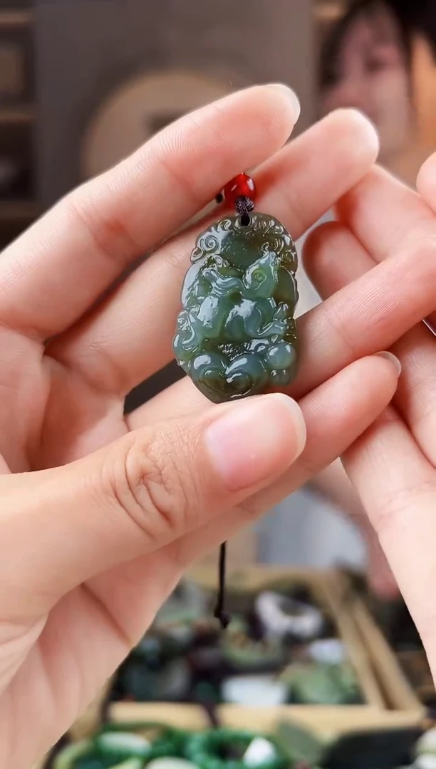 颈饰未镶嵌和田玉拍一发一，多样性发货