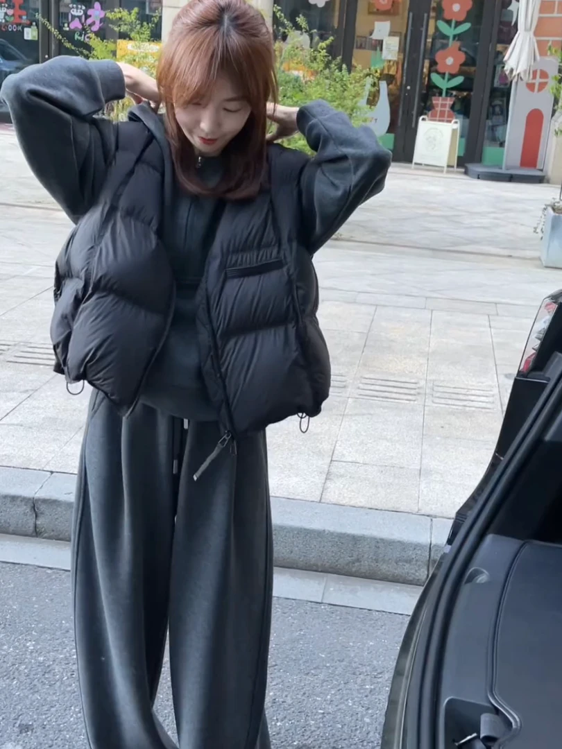 韩系慵懒风黑色无袖马甲上衣女2025冬季新款宽松保暖短款坎肩外套