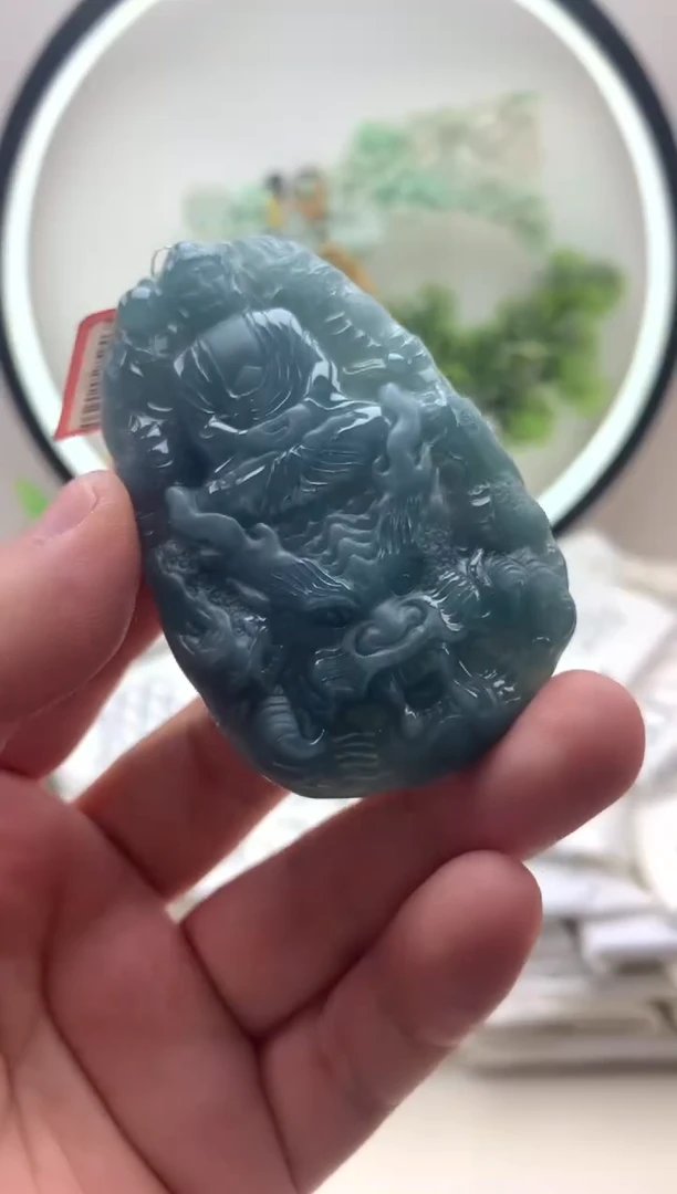 颈饰未镶嵌翡翠大日如来