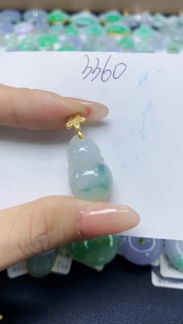 翡翠未镶嵌颈饰天然缅甸翡翠A货